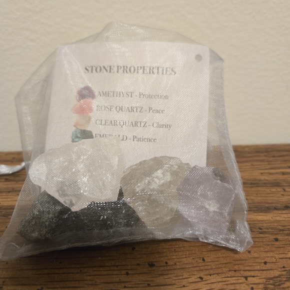 Love Energy Stone Set - Picture 3 of 3